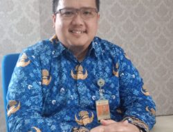 Direktur RSUD As;Syifa Sumbawa Barat, dr Carlof (Doc harianntb.online)